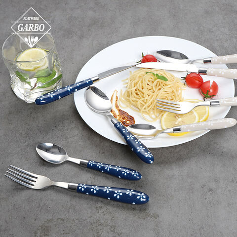 China supplier 410ss cutlery sets with plastic handle 