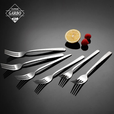 Top selling silver stainless steel dinner fork with line engraved handle