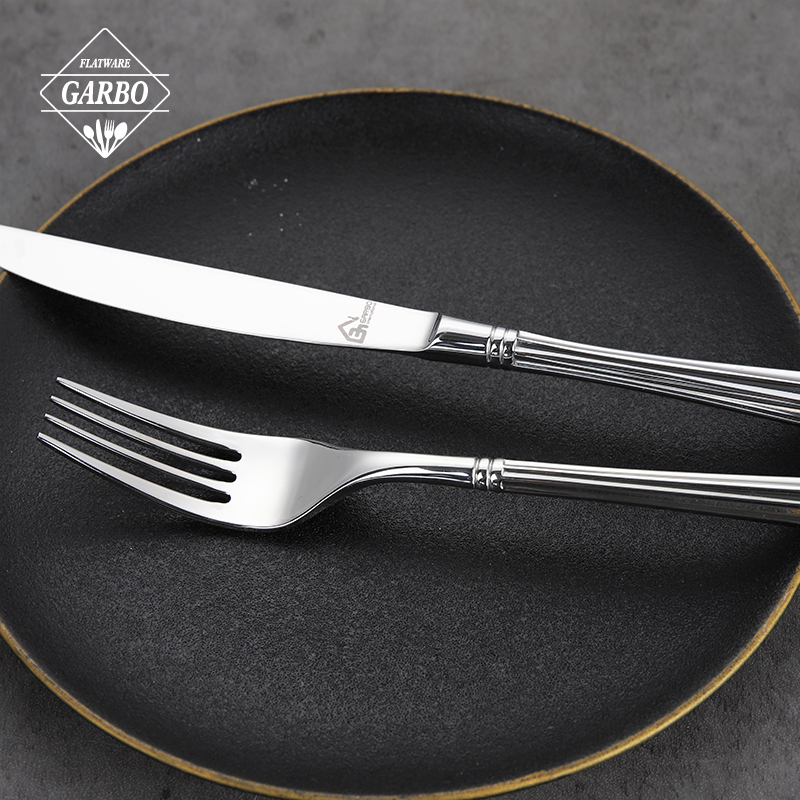 Manufacturer Premium Quality 304(18/10) Stainless Steel Cutlery with Cylindrical Vertical Handle