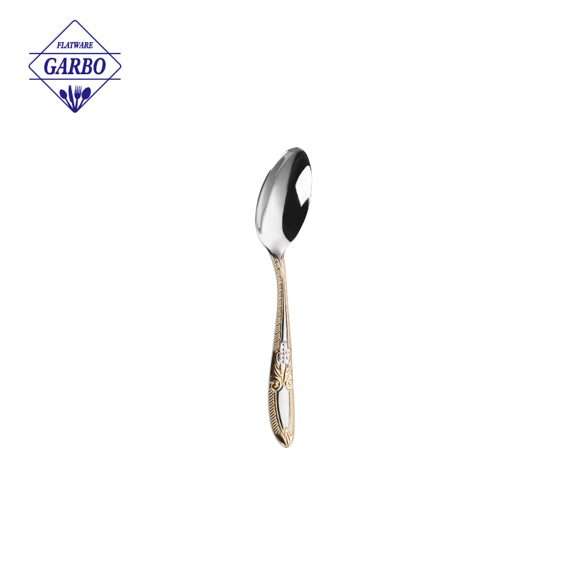 China wholesaler dinner spoon with godlen handle for home 