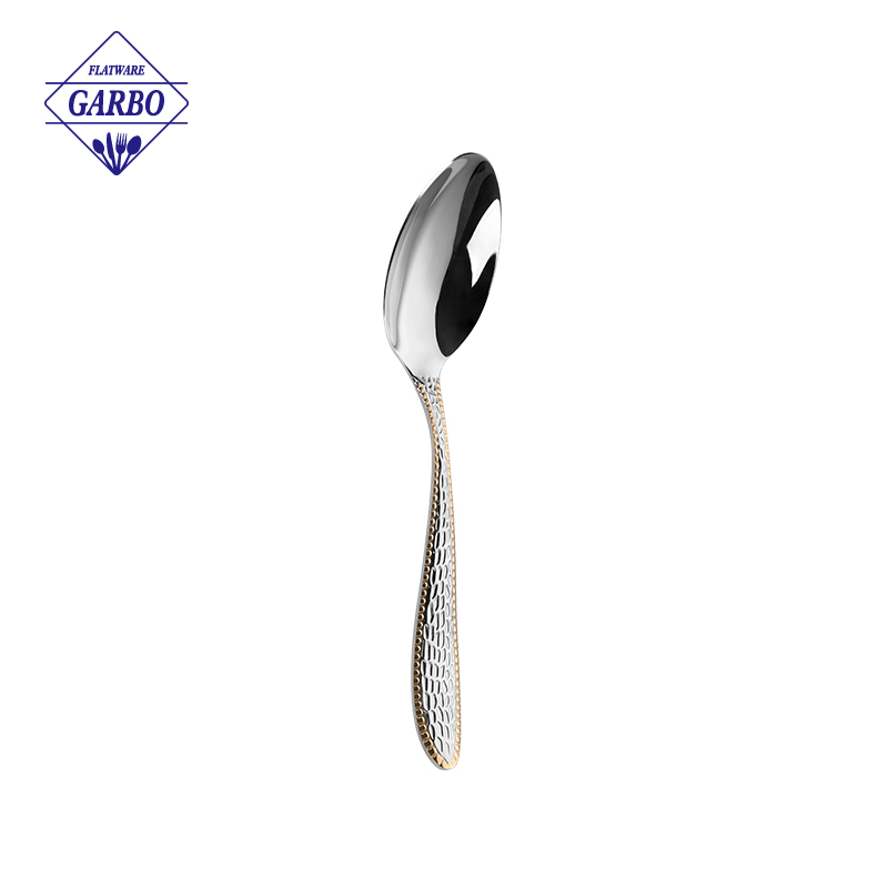 China wholesaler dinner spoon with godlen handle for home 