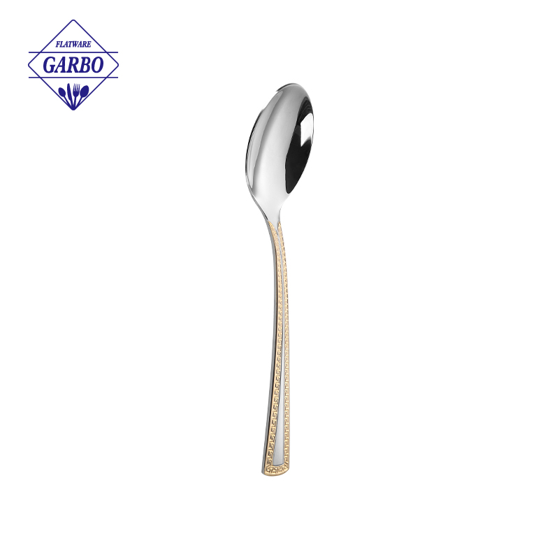 China wholesaler dinner spoon with godlen handle for home 