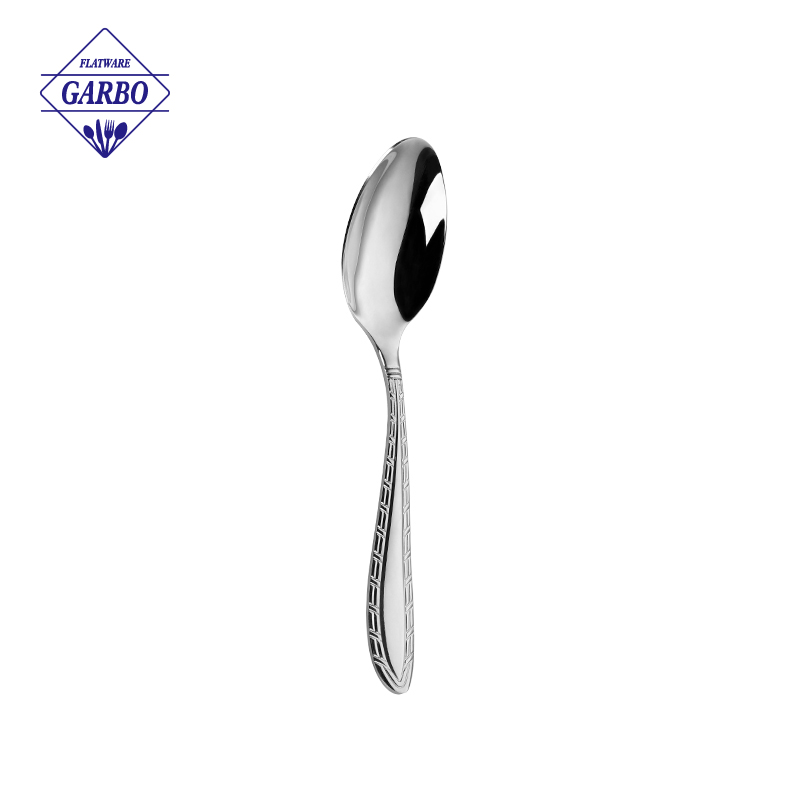 China wholesaler dinner spoon with godlen handle for home 