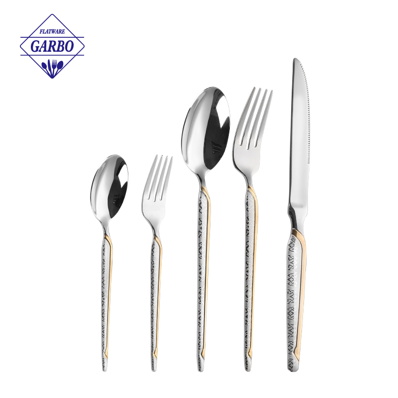 201 Stainless Steel Cutlery Set with Gold Plating Hammer Designed Handle 