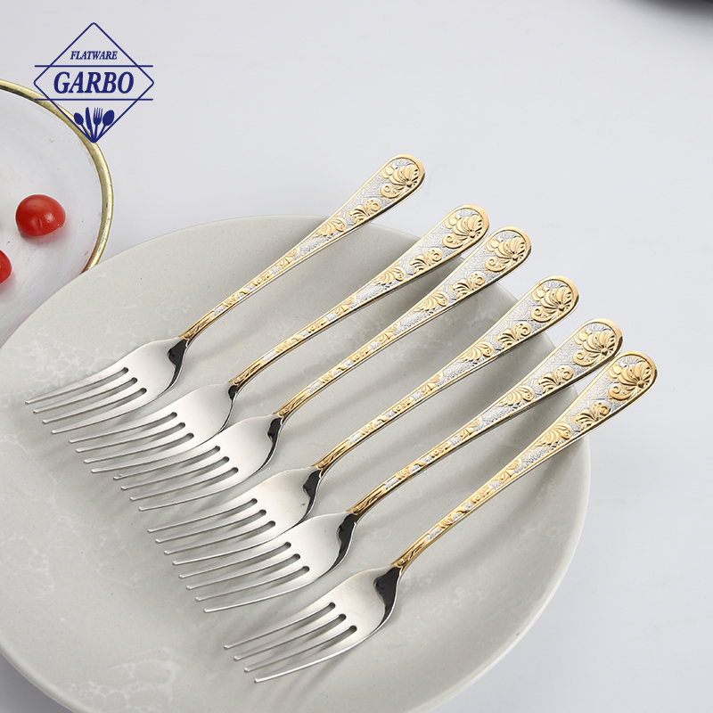 Elegant Gold-Plated Handle Stainless Steel Dinner Spoon for Fine Dining