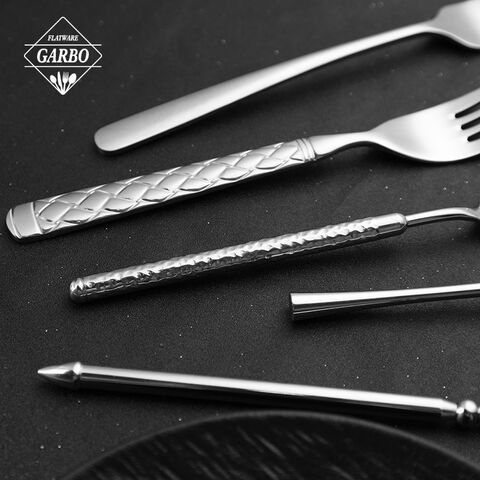 China supplier dinner spoon with engraved handle 