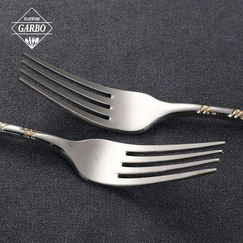 Exquisite High Mirror Polish Stainless Steel Gold Design Cutlery with Metal Stand