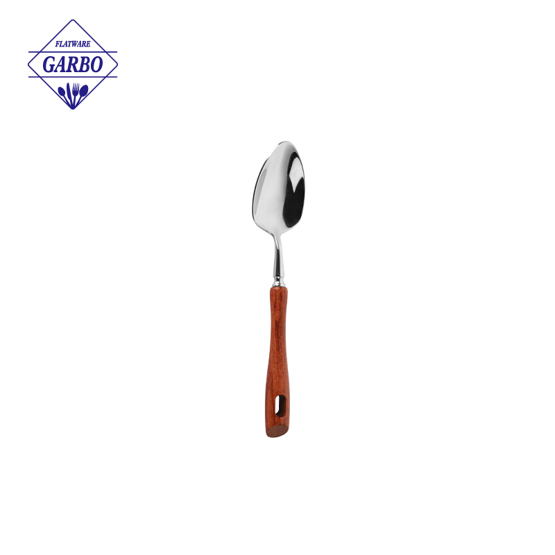 Factory Direct New Design Stainless Steel Cutlery Set with Wooden Handle