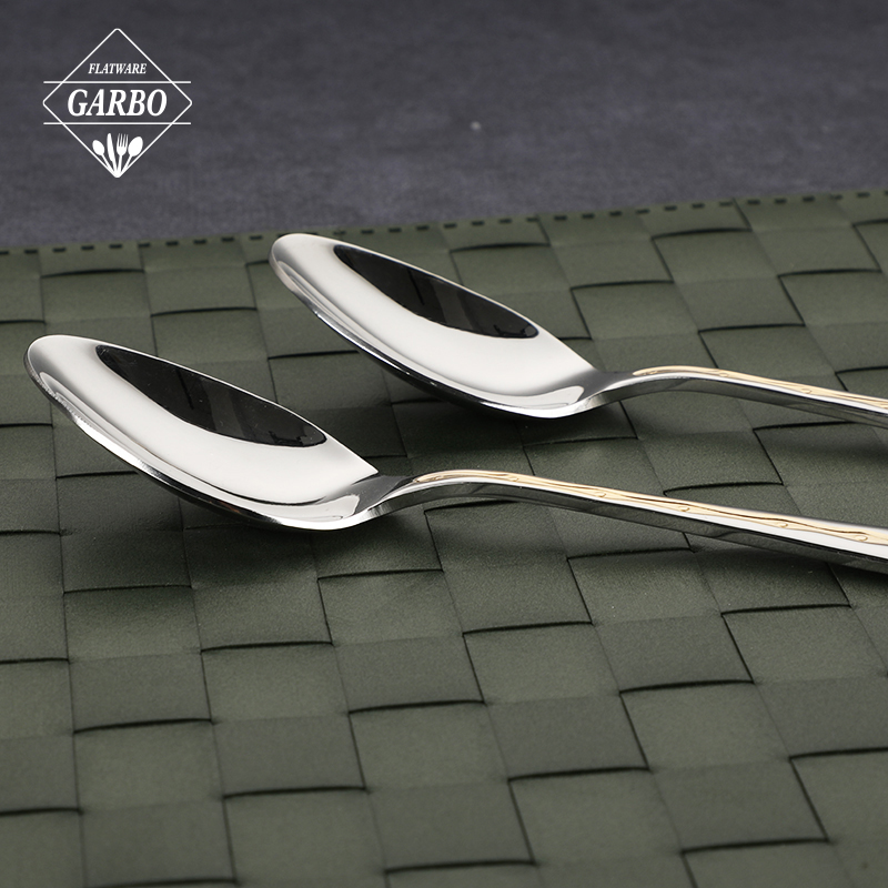 Factory Wholesale Stainless Steel Spoon With Gold Embossed Wave Handle Mirror Silver Dinner Spoon Tea Spoon Dessert Spoon Food Grade Metal Tableware Custom Logo
