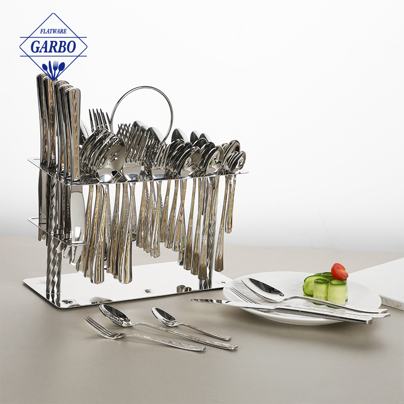 China Wholesaler Stainless Steel Cutlery Set of 43pcs with Holder