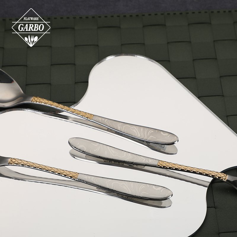 Embossed Pattern Gold Plated Handle Stainless Steel Flatware Set Luxury Western Dinner Fork Spoon Cutlery