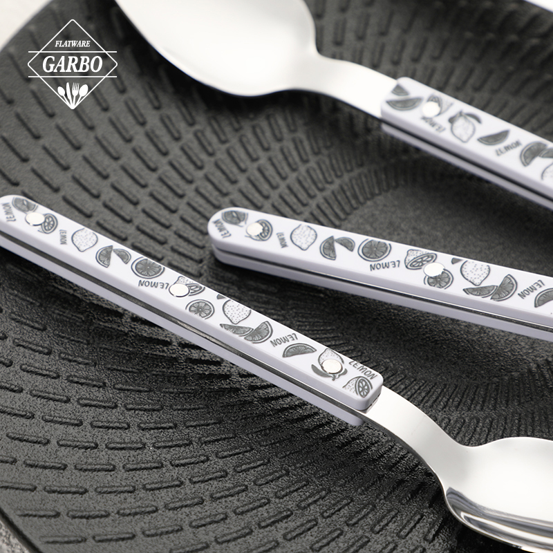 Factory Cutlery Set Stainless Steel Flatware Sets with Lemon Pattern Plastic Handle