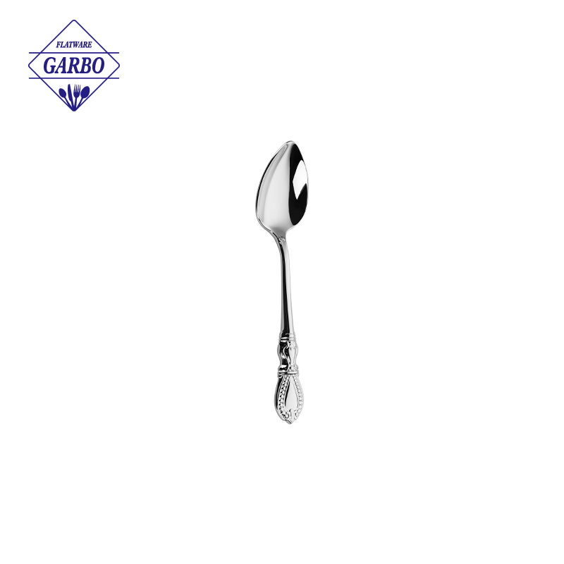 Factory New Design Stainless Steel Flatware with Creative Handle