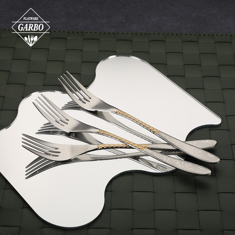 Bulk Price Gold Plating Stainless Steel Cutlery Set with Holding Shelf